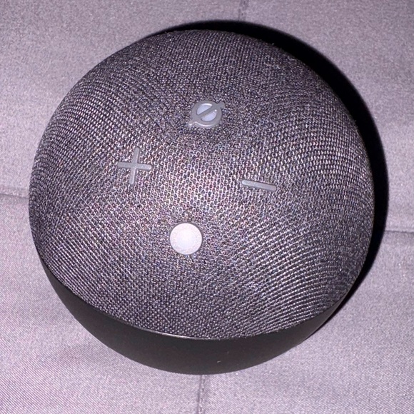 Amazon Echo Dot (5th Gen) - Picture 1 of 4